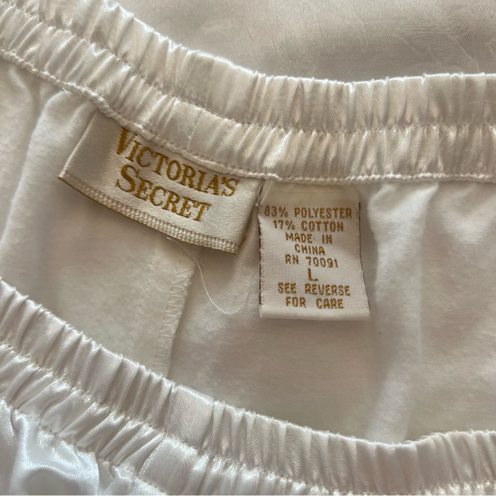 Victoria's Secret Gold Label Vintage White Satin Button-Front Pajama Pant Set - Picture 11 of 11